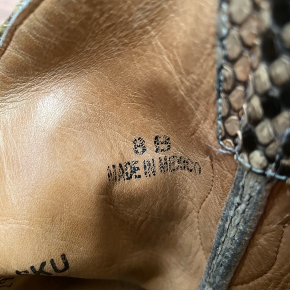 Custom hand dyed Python Cowboy Boots! - Picture 6 of 12